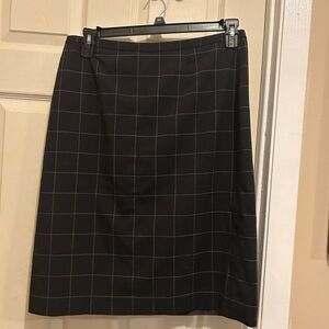Covington Black Pencil Skirt Knee-Length Workwear - size 12